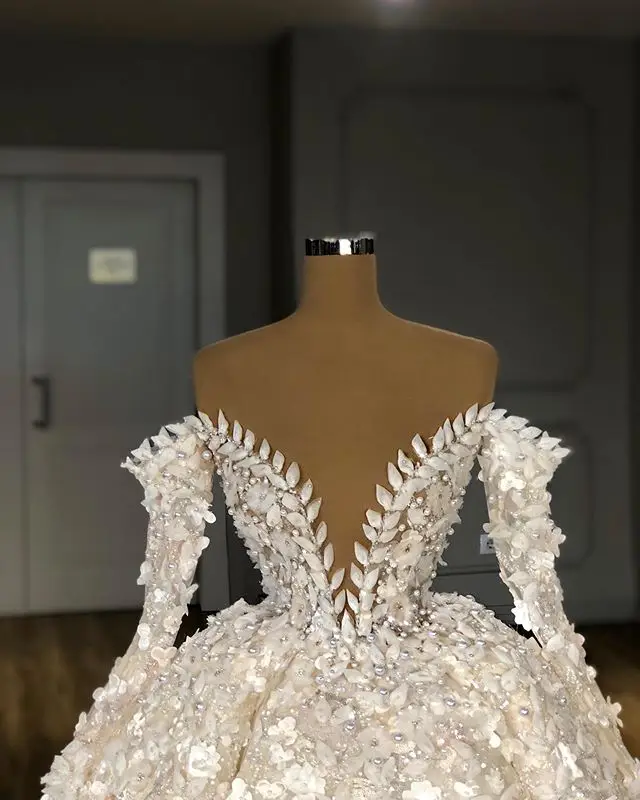 Женское свадебное платье с жемчужинами бальное 3D цветами и глубоким V-образным