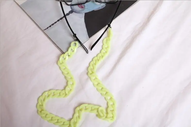 light yellow Ретро 70 см цепочка для очков для женщин модные европейские черные белые ремешки цепочка для солнцезащитных очков 37 г - Цвет: light yellow