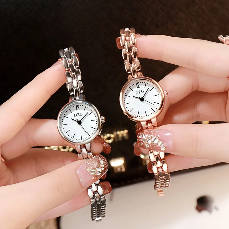 

Hotest Ladies Casual Quartz Alloy Watches Analog Women Fashion Bracelet Wrist Watch Gifts Montre Femme Bracelet Montre 2021