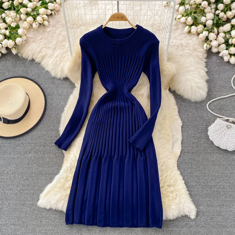 

winter new medium and long style pit strip over the knee with coat and bottom round neck pleated knitted dress inside