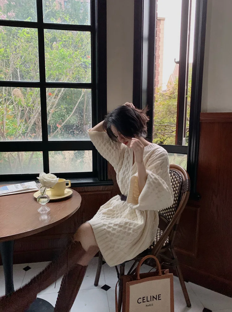 

V-neck sweater spring women's clothing 2021 new Korean version loose lazy wind waist slimming mid-length dress