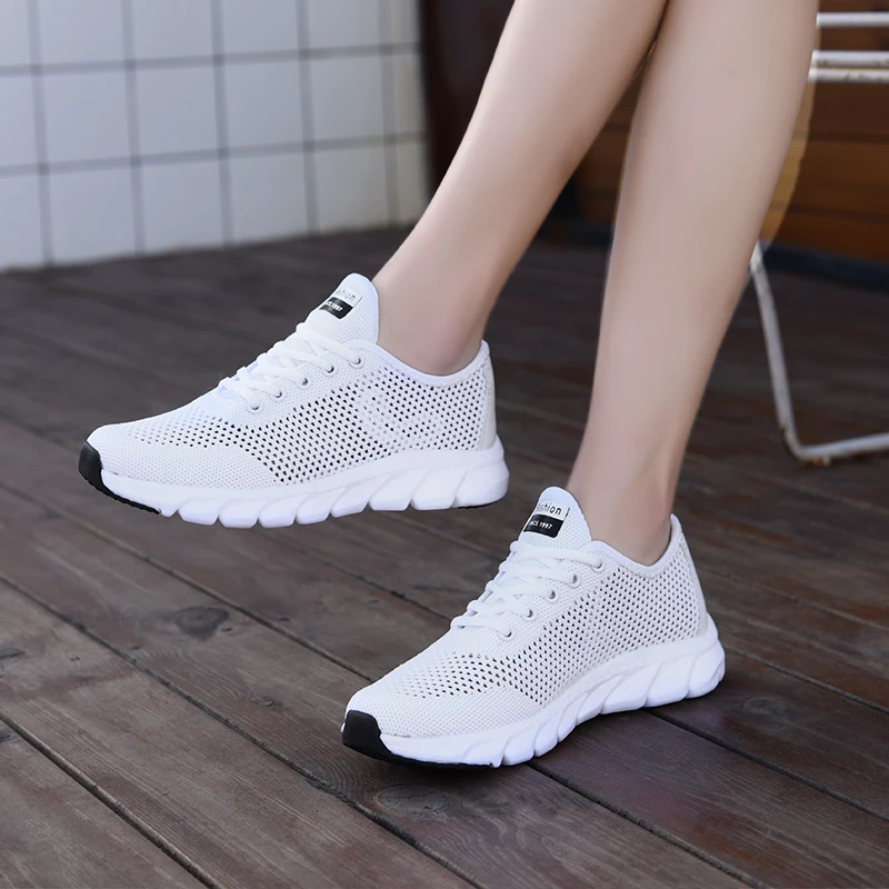 Women Tennis Shoes Tenis Mujer 2020 Tenis Feminino Outdoor Jogging Sport Shoes Breathable Light Athletic Fitness Lady Sneakers