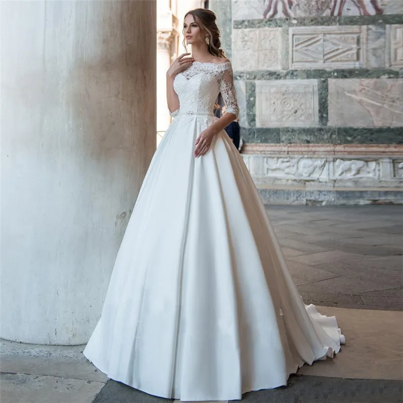

Lover Kiss Vestido De Noiva 2021 Wedding Gowns Plus Size Bride Dress Off Shoulder Half Sleeves Lace Bridal Gowns Robe de Mariage