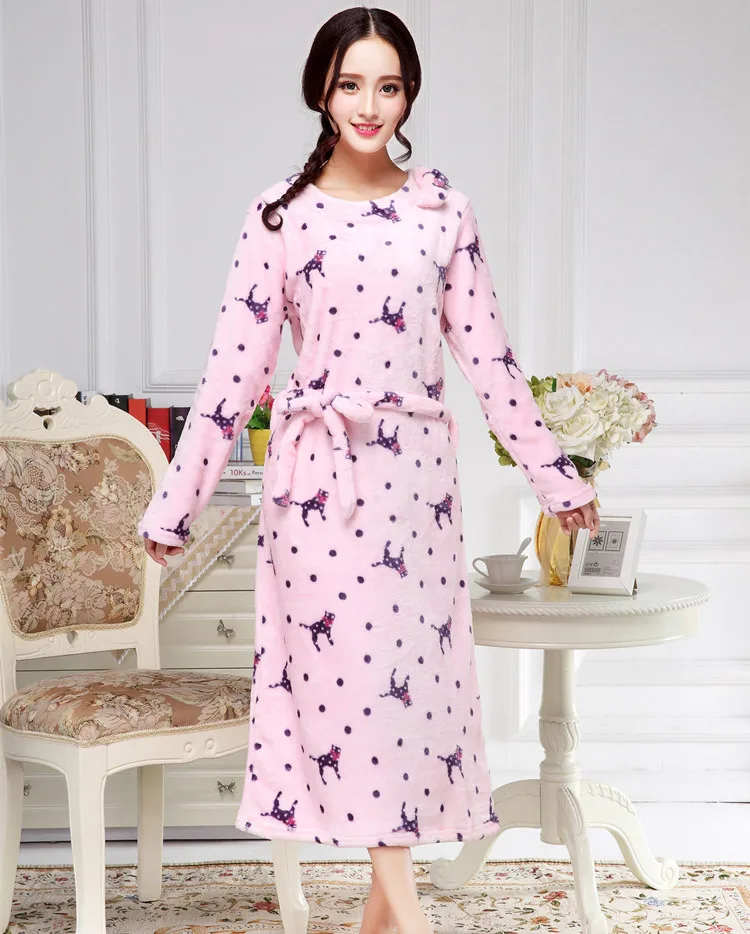 

Autumn And Winter Women's Long Pajamas Coral Flannel Fabric Round Neck Thickening Casual Princess Style Long Sleeves Home Wear