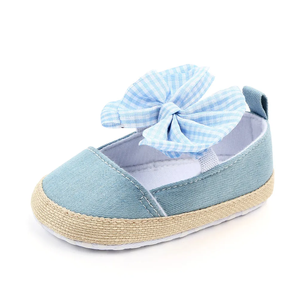 Брендовая обувь для маленьких девочек нескользящая Мягкая подошва с бантом