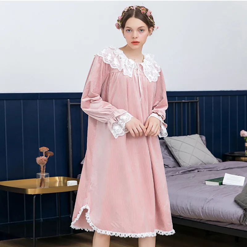 New Pink Sweet In Autumn and Winter Flannel Women's Nightdress Lovely Embroidered Long Sleeve Palace Retro Home Wear Women Dress