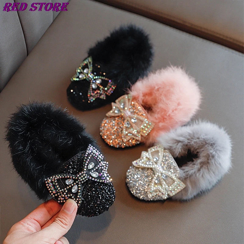 

2020 Winter Girls Fluffly Shoes Butterfly Crystal Snow Shoes Bling Princess Shoes Slip on Faux Rabbit Fur Plush Warm Child Flats