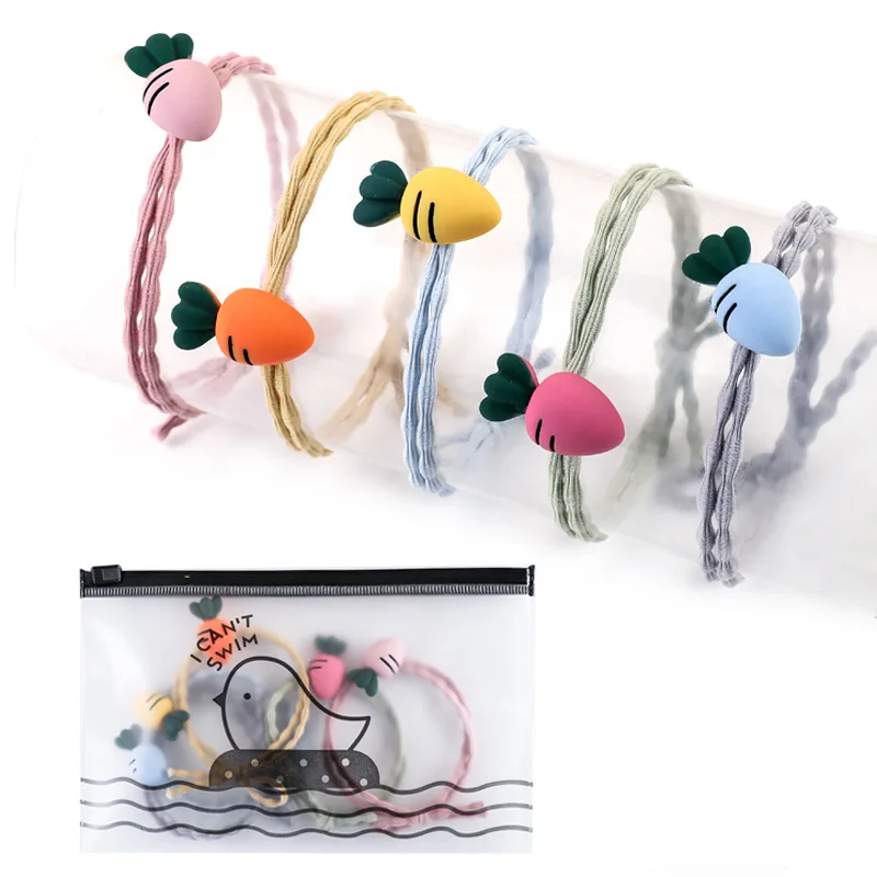 Контактные линзы популярных расцветок соответствующими закручивающейся коса