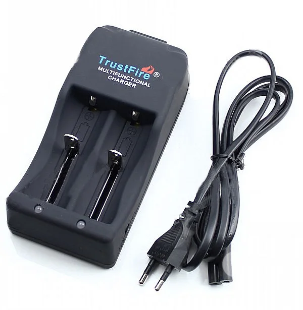 

TrustFire TR-006 Multi-function Li-ion Battery Charger For 4.2V-3.0V 26650 25500 26700 18650 16340 10440 Lithium Batteries