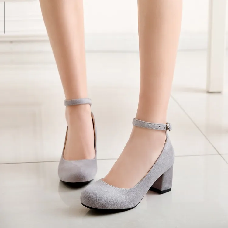 

Women's Shoes