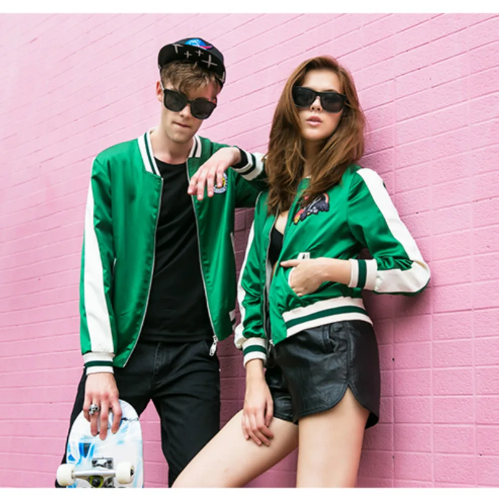 Женская атласная бейсбольная куртка бомбер с цветочной вышивкой Короткая