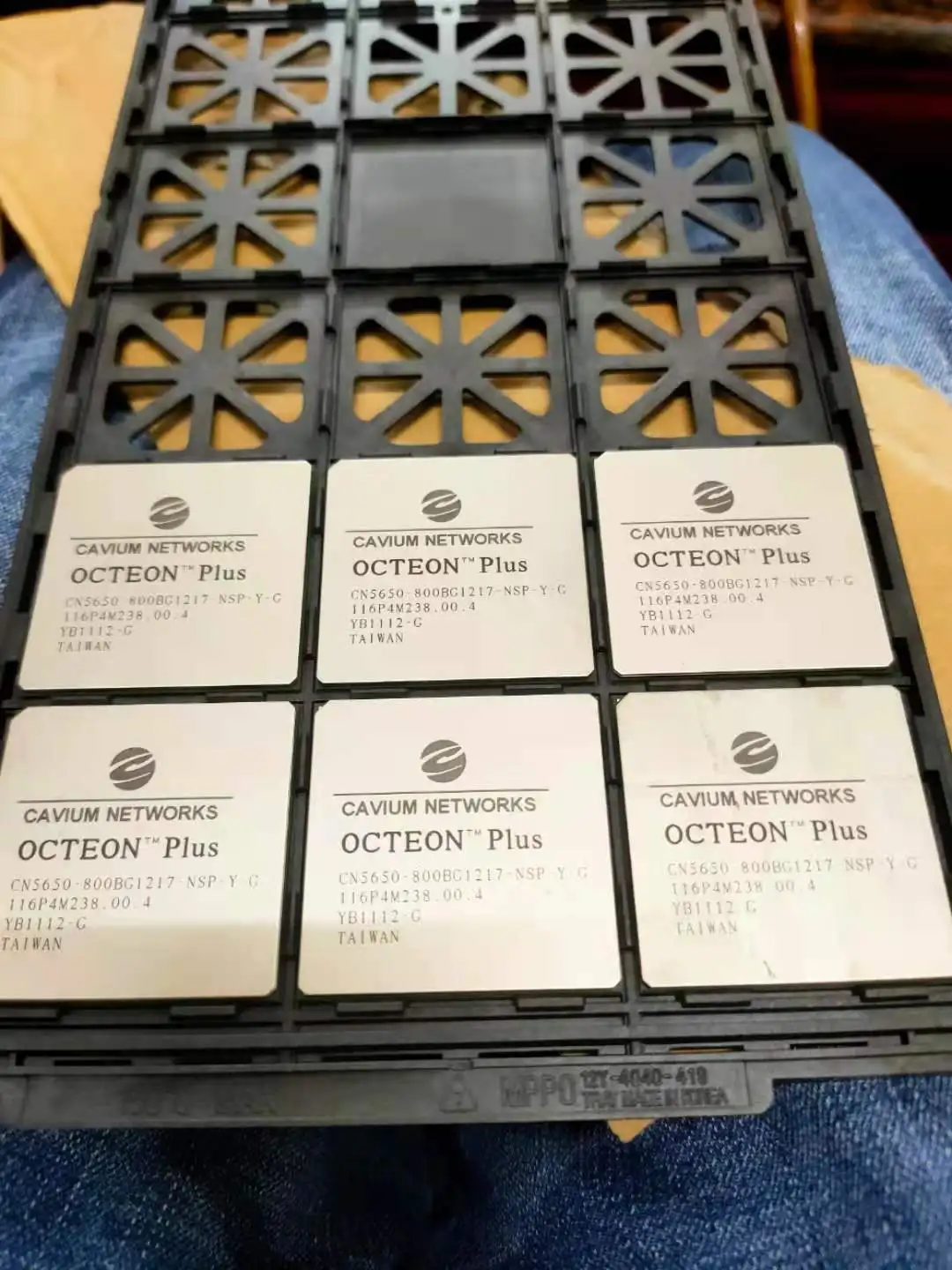 

CN5650C-800BG1217-NSP-Y-G New and original 2011 BGA CAVIUM 1PCS