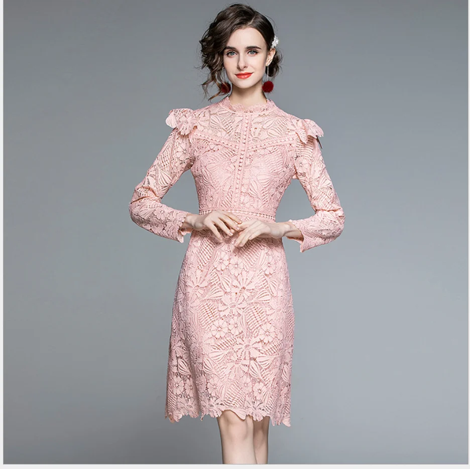 

Женское темпераментное платье, весенне-летнее маленькое милое розовое платье с воротником-стойкой, кружевные ажурные платья с оборками и д...