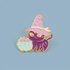 Серия на Хэллоуин Фиолетовый волшебный кот ведьмы сплав эмалированная брошь мультфильм милое волшебное зелье маленький значки с животными ювелирный подарок