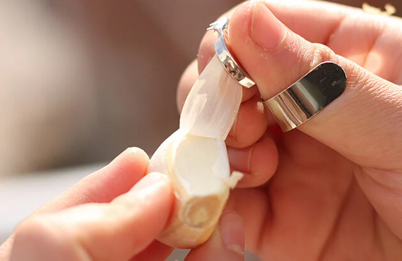 

3Pcs Stainless Steel Slicer Cutter Chestnut Ginger Garlic Skin Remover Peeler