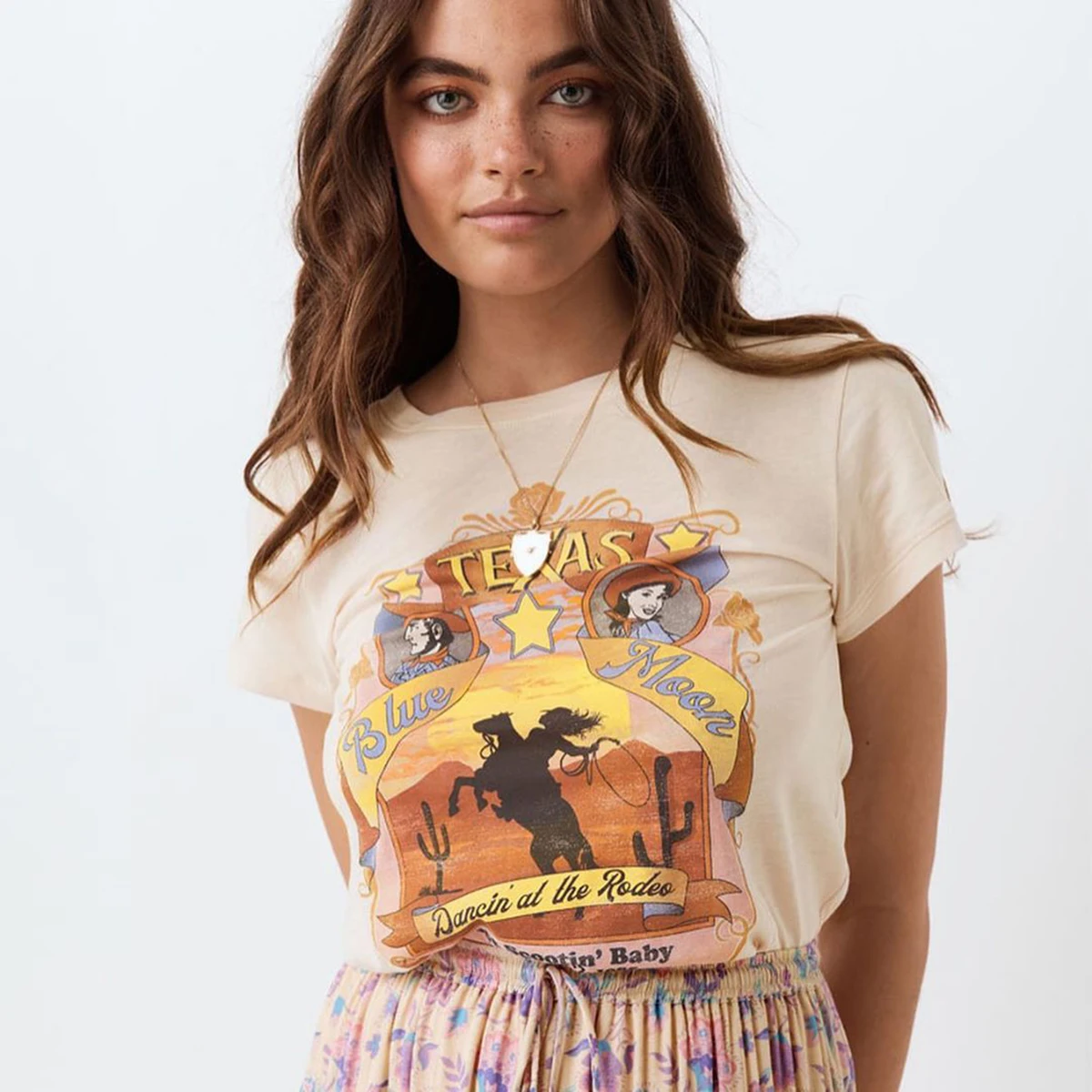 

Boho Vintage T Shirts Women ZZ Band World Wide Tour Graphic Tees Short Sleeve O Neck Casual Cotton Tshirt Female 2020 Summer New