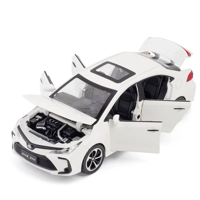 Литая модель автомобиля Toyota Corolla 1:32 из сплава |