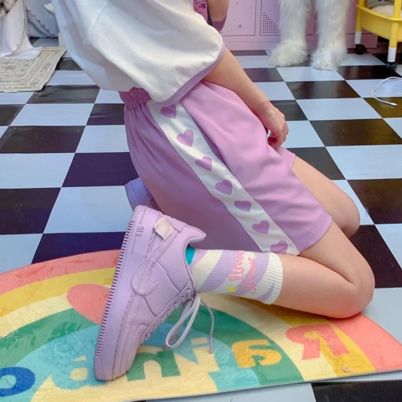 Шорты женские в стиле пэчворк с завышенной талией милыми фиолетовыми сердечками