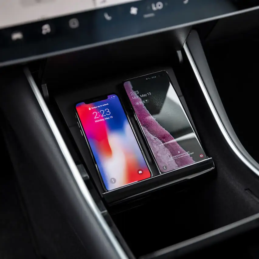 Беспроводное зарядное устройство для телефона Tesla модель 3