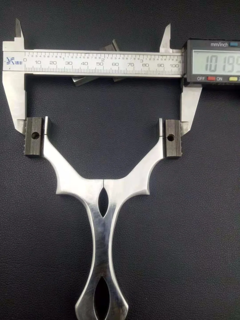 

2019 New TTF Slingshot Quality Stainless Steel Slingshot Various Styles Flat Rubber Bands For Outdoors Hunting Shooting