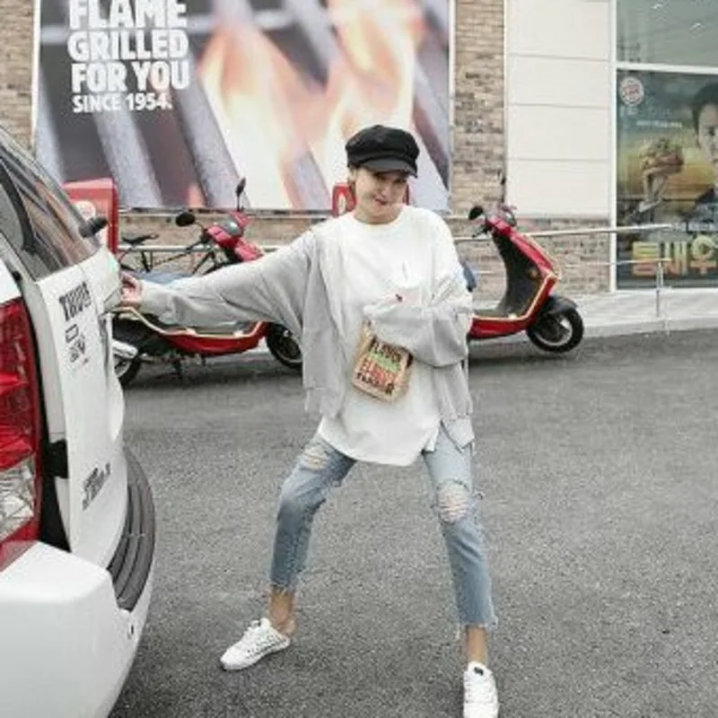 

IEQJ Blue High Waist Korean Style Ripped High-rise Cropped Jeans Trousers New Loose Pants Women Fashion Tide Autumn 2021 3F1040