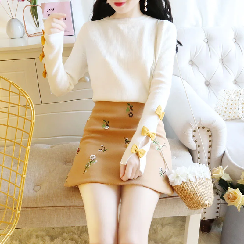 

Korean Fashion Women Hollow Out Sweet Bowknot Long-Sleeved Sweater Embroidered Skirts Knitwear High Quality Sweet Girl Clothes