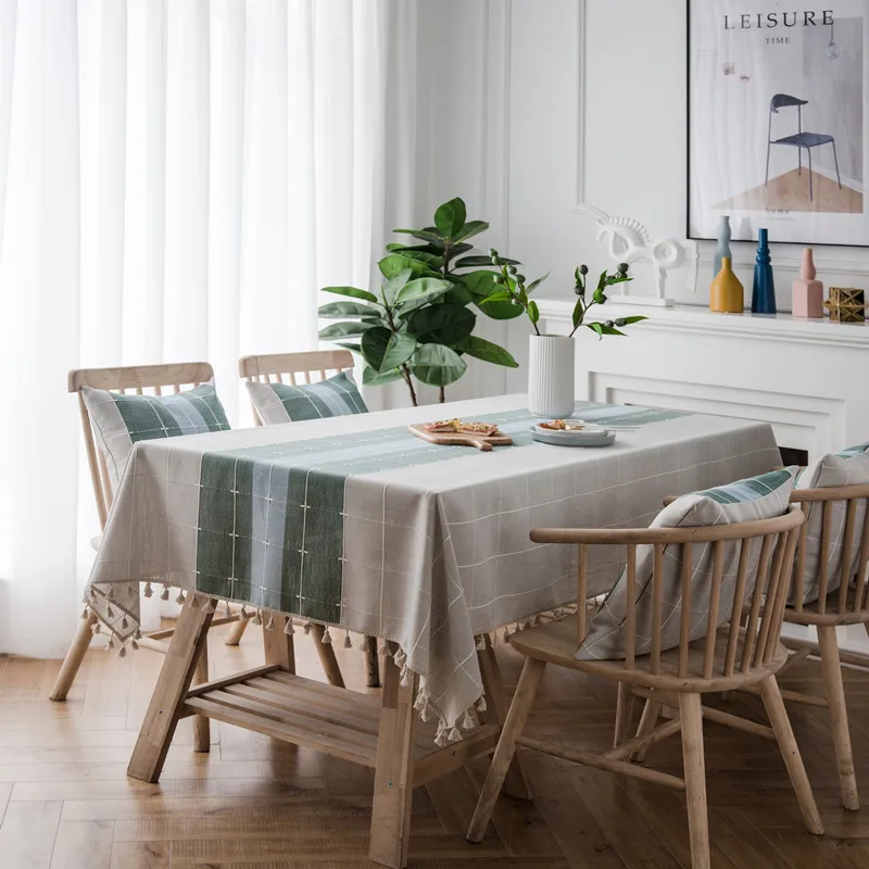 Клетчатая декоративная льняная скатерть с кисточками водостойкая прямоугольная