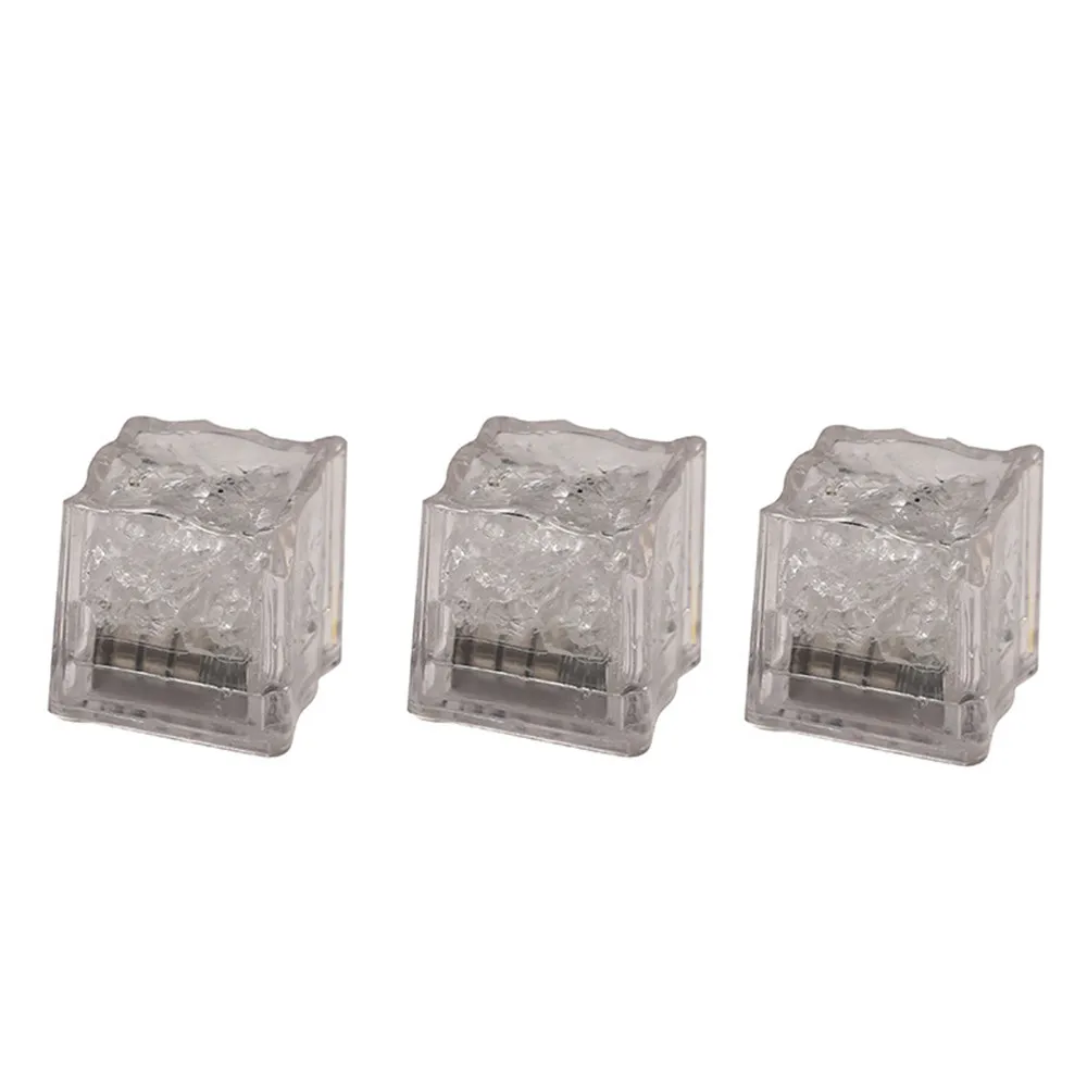 للبيع عيد الميلاد الديكور فلاش آيس كيوب للماء مصباح ليد وضعت في الماء شرب فلاش تلقائيا لحانات الزفاف