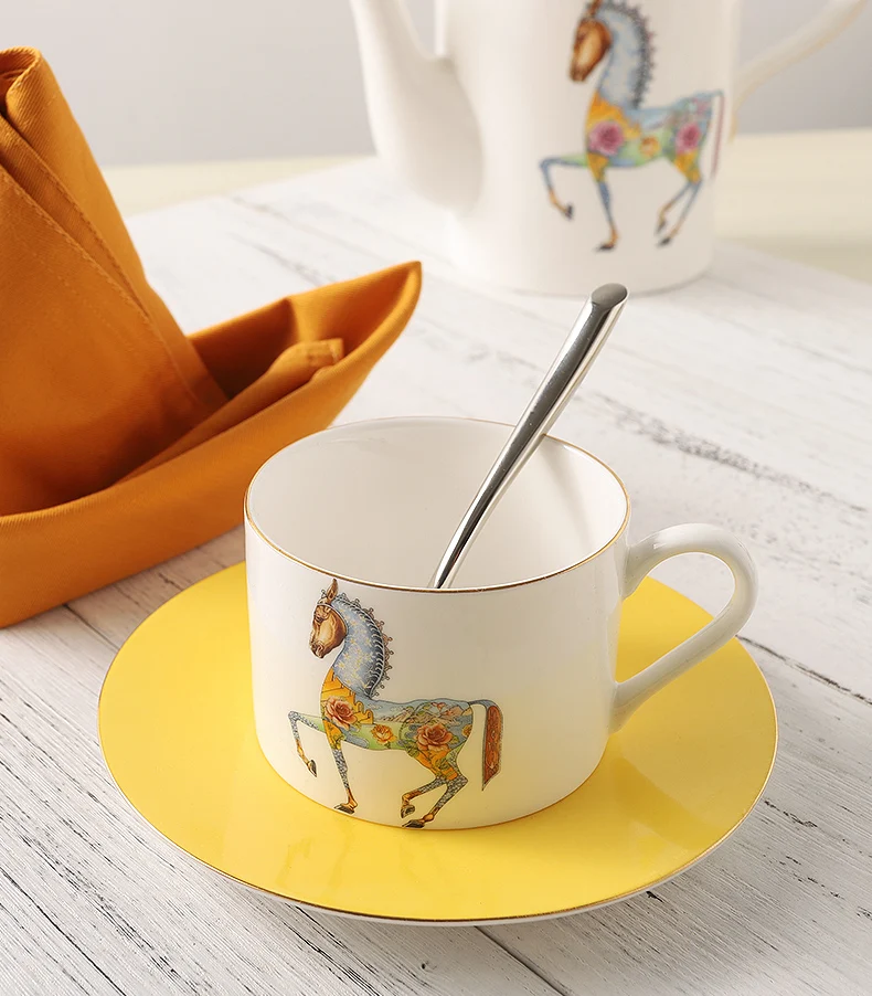 Vintage Rose Tea Cup Saucer Spoon Set Bone China Advanced Porcelain Coffee British Cafe Taza Afternoon Teacup EE50BD | Дом и сад