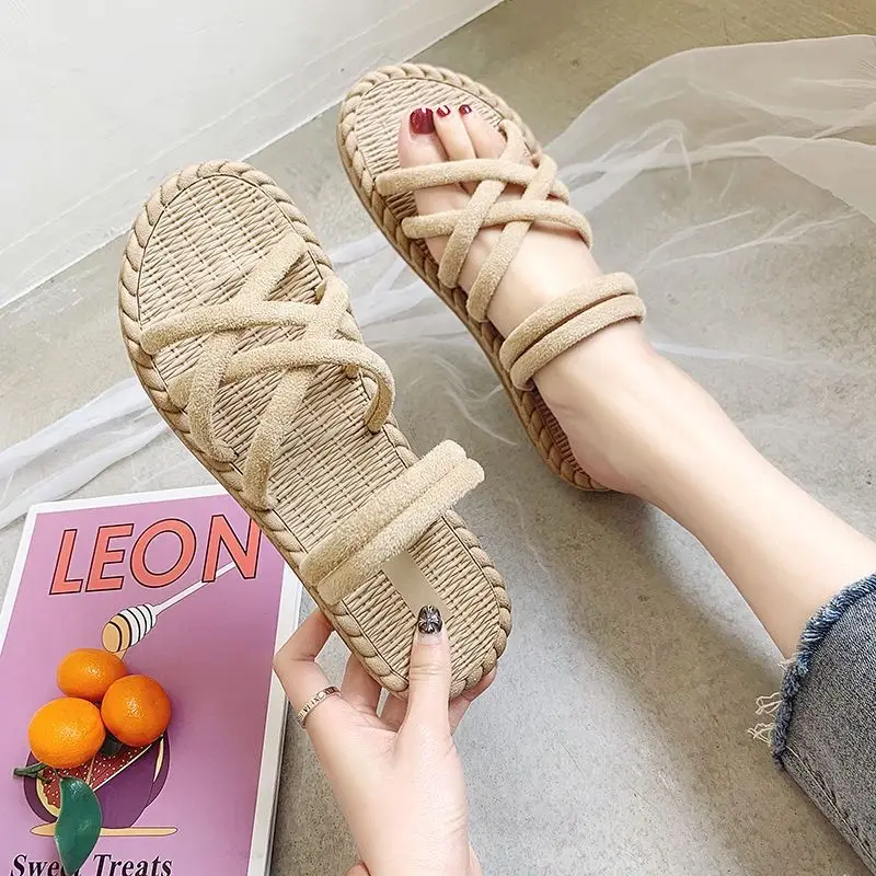 

Women Slippers New Summer Fashion Student Flat Bottom Light Casual Soft Big Toe Foot Breathble Shoes