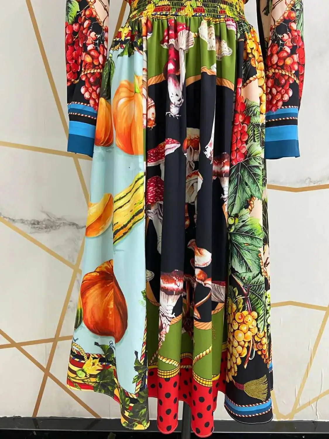 

AELESEEN Autumn New Arrival Women Dress Vintage Long Sleeve Colorful Flower Print Bow Collar Waist Elastic Midi Party Dress