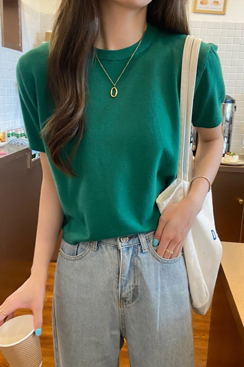

New knitted short sleeve T-shirt for women in spring and summer