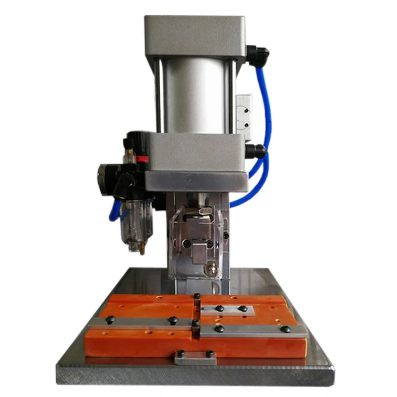 Пневматическая полуавтоматическая машина для обжима плоского ленточного кабеля