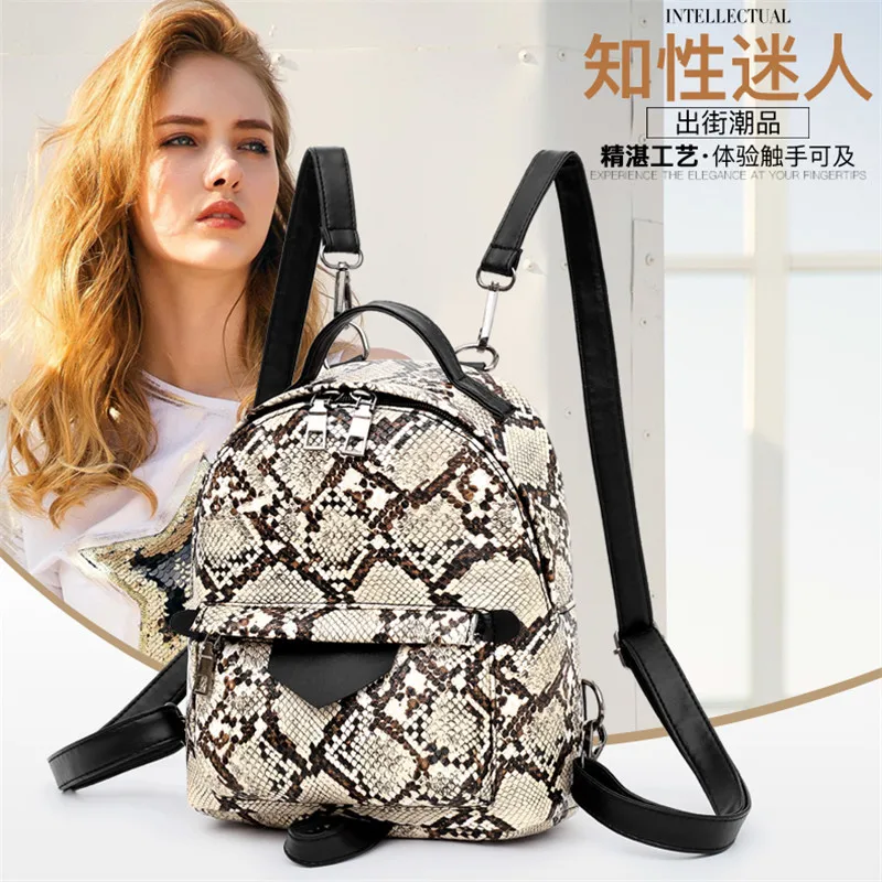 

2021 new fashion python pattern women's bags women's shoulder bags Europe and the United States versatile leisure bag