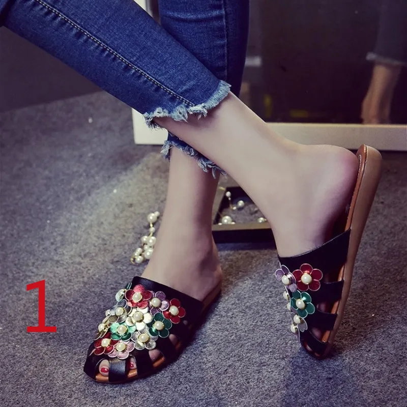 WUYAZQI Summer new  fashion pearl hollow flower  flat bottom sandals and slippers female Baotou  tide wholesale women's shoes