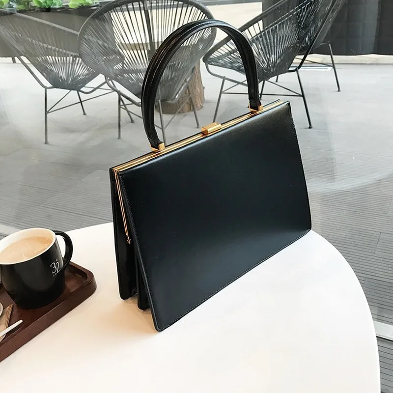 

Messenger bag satchels Retro simple clip bag female 2020 new portable small square bag large capacity female bag shoulder bag