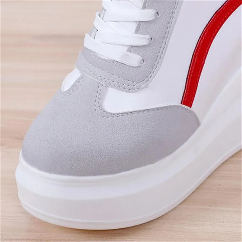 Модная стильная женская повседневная обувь из искусственной кожи Сезон