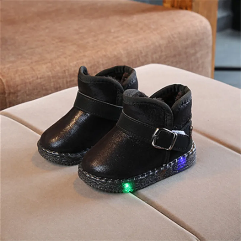 Ботинки для маленьких девочек светильник Детские светящиеся зимние ботинки
