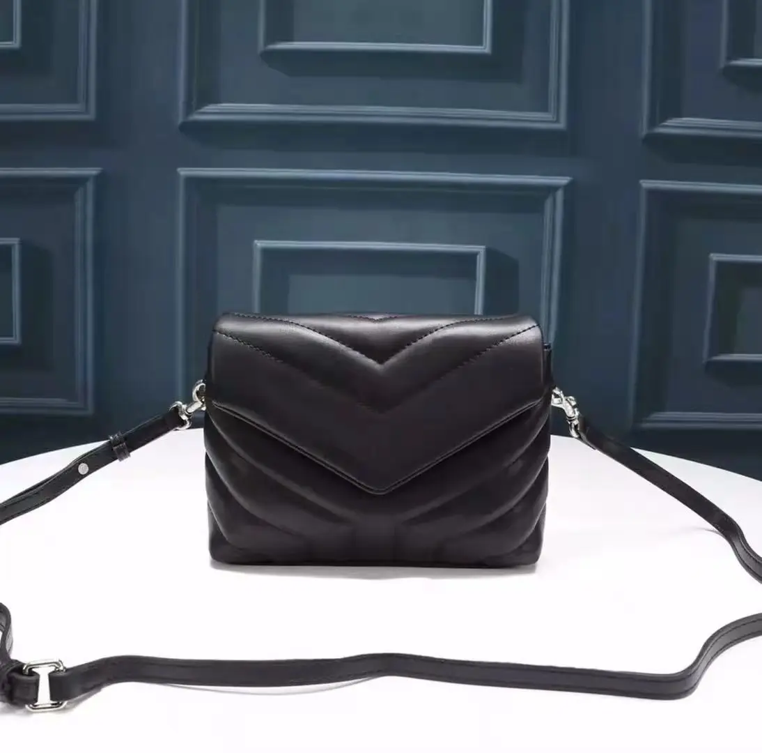 

Роскошные Дизайнерские дамские сумочки из натуральной овечьей кожи, новинка 2021, сумка-мессенджер, женская сумка на плечо с цепочкой, беспла...