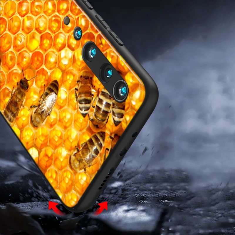 

Silicone Cover Honeycomb Honey Bee for Xiaomi Mi 10 9T CC9 Pro Note 10 9 8 6 A3 A2 A1 Lite Play Mix 3 Black Phone Case