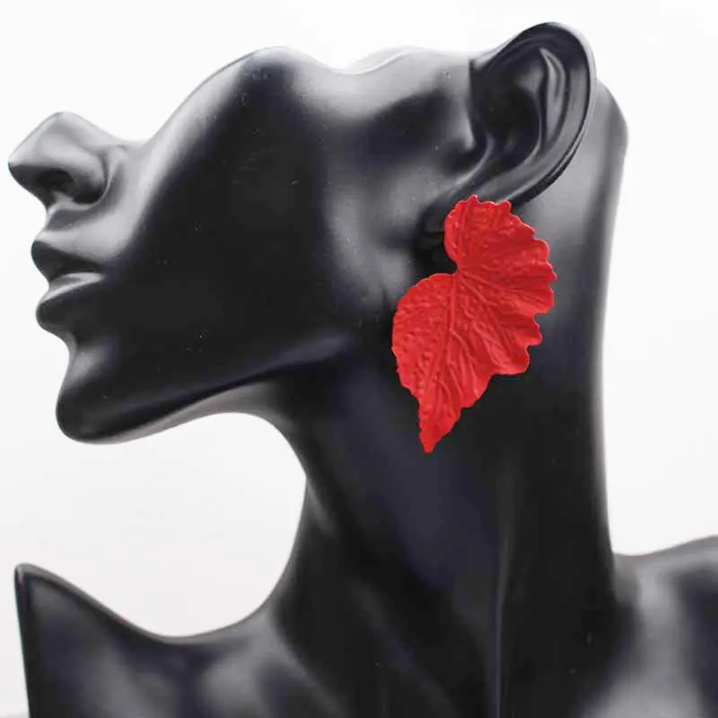 Женские серьги с крыльями бабочки гвоздики большим цветком в форме листа