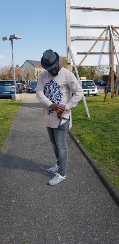 

Dashika Tshirt For Men Spring Long Sleeve Straight Mid-Length Muslim African Fashion Tees Man Young Bazin Riche Colthing 2021