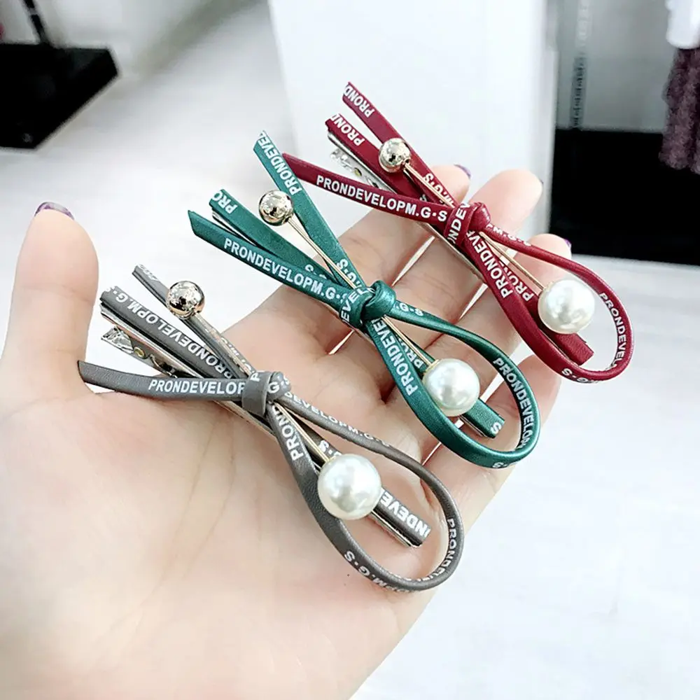 Женская заколка пряжка из искусственной кожи для волос с бантом и жемчужинами