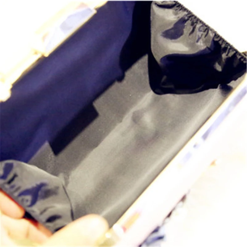 

Women Clutch Bags Fur Flower Luxury Evening Bags Pearl WhiteHandbags PU Wedding Bride Purse Ladies Small Crossbody Shoulder Bag