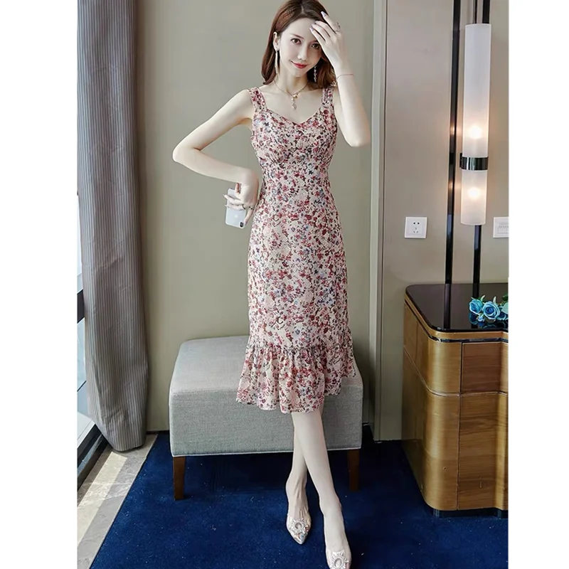 

Sweet dress female 2021 new floral skirt summer retro temperament sexy chiffon suspender dress tide