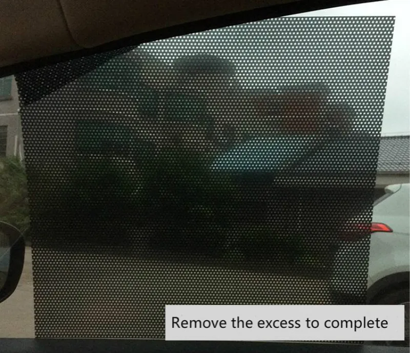 Автомобильный солнцезащитный козырек черный от солнца 42 х38 см с маленькими