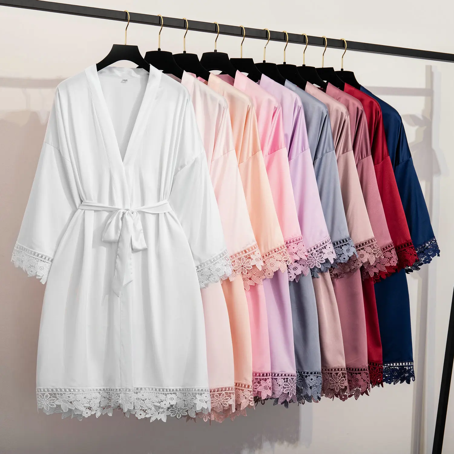 Новые халаты для подружек невесты женские матовый атласный кружевной халат