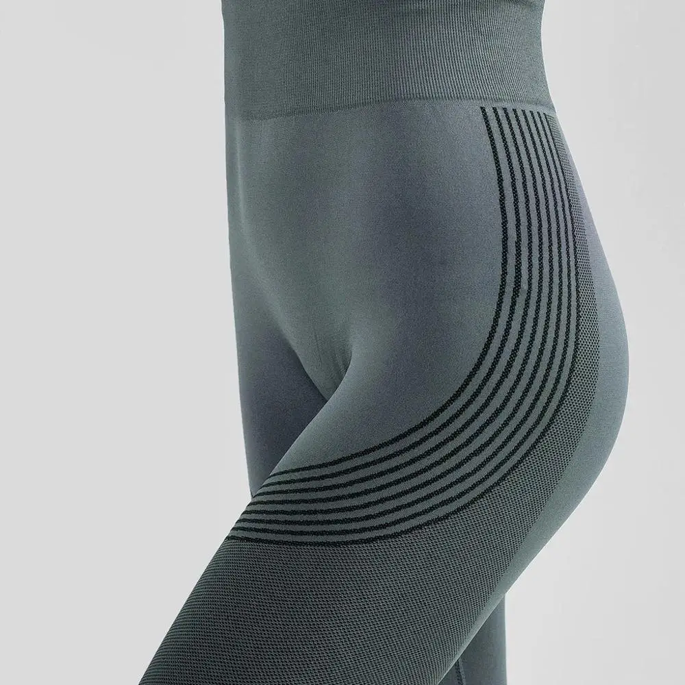 Бесшовные леггинсы с высокой талией эффектом пуш ап спортивные женские штаны для