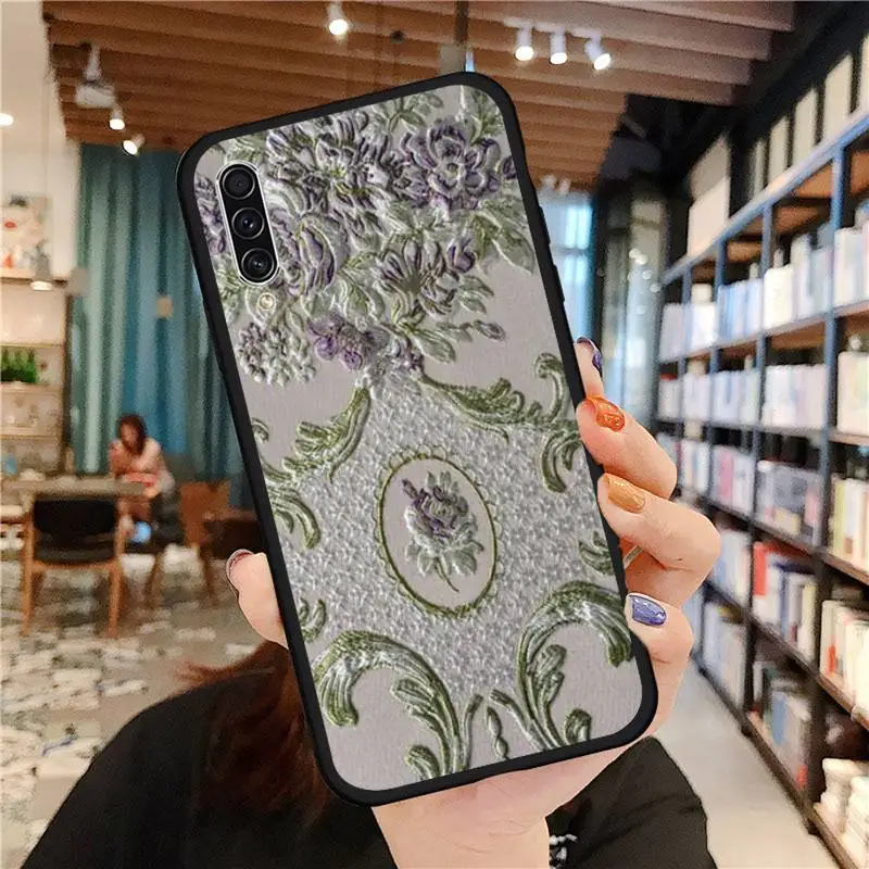 

Flower Emboss Phone Case For Samsung A20 A30 30s A40 A7 2018 J2 J7 prime J4 Plus S5 Note 9 10 Plus