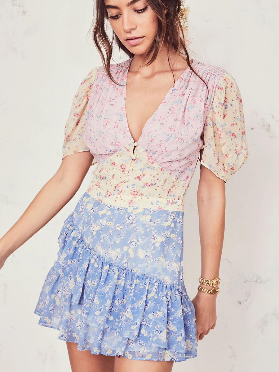 Женское мини платье с рукавами фонариками Boho Chic летнее v образным вырезом и